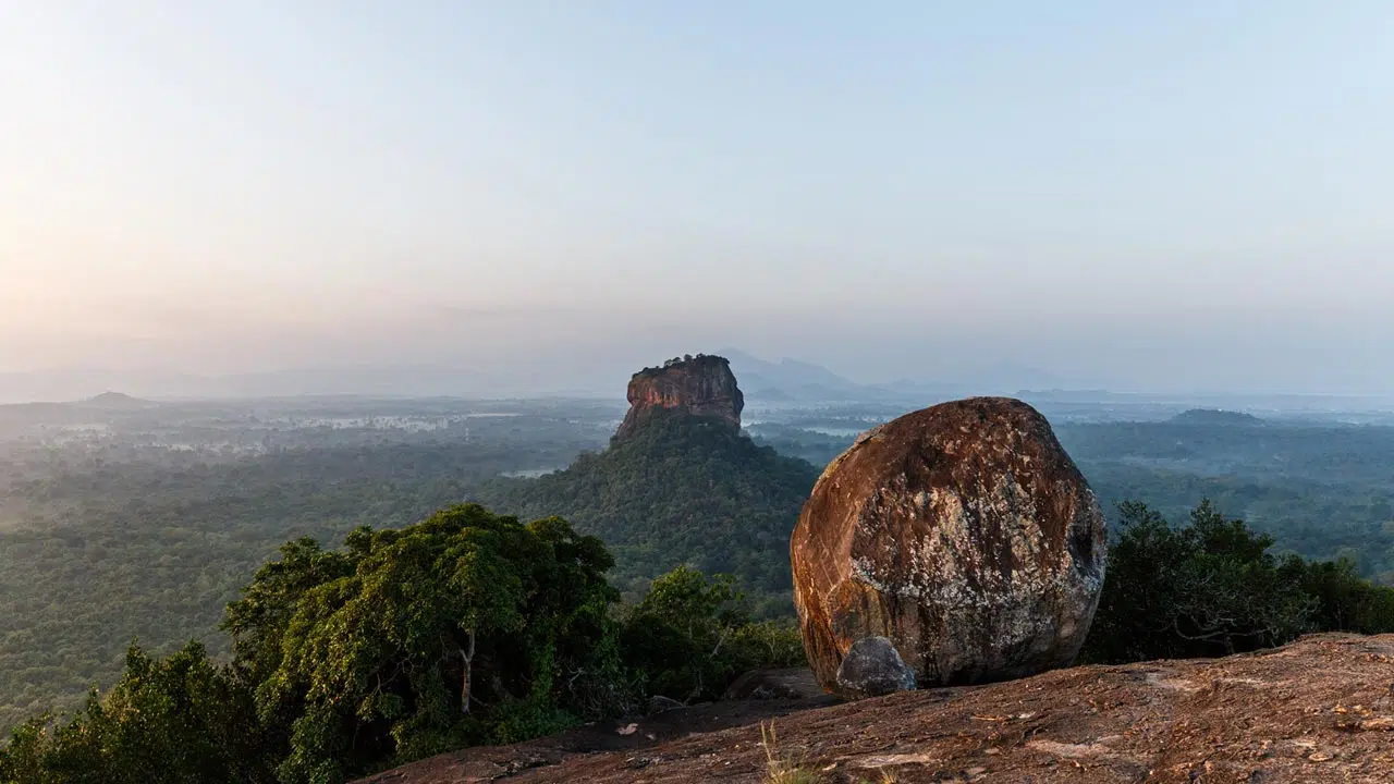 Pidurangala Rock: A Majestic Viewpoint in Sri Lanka