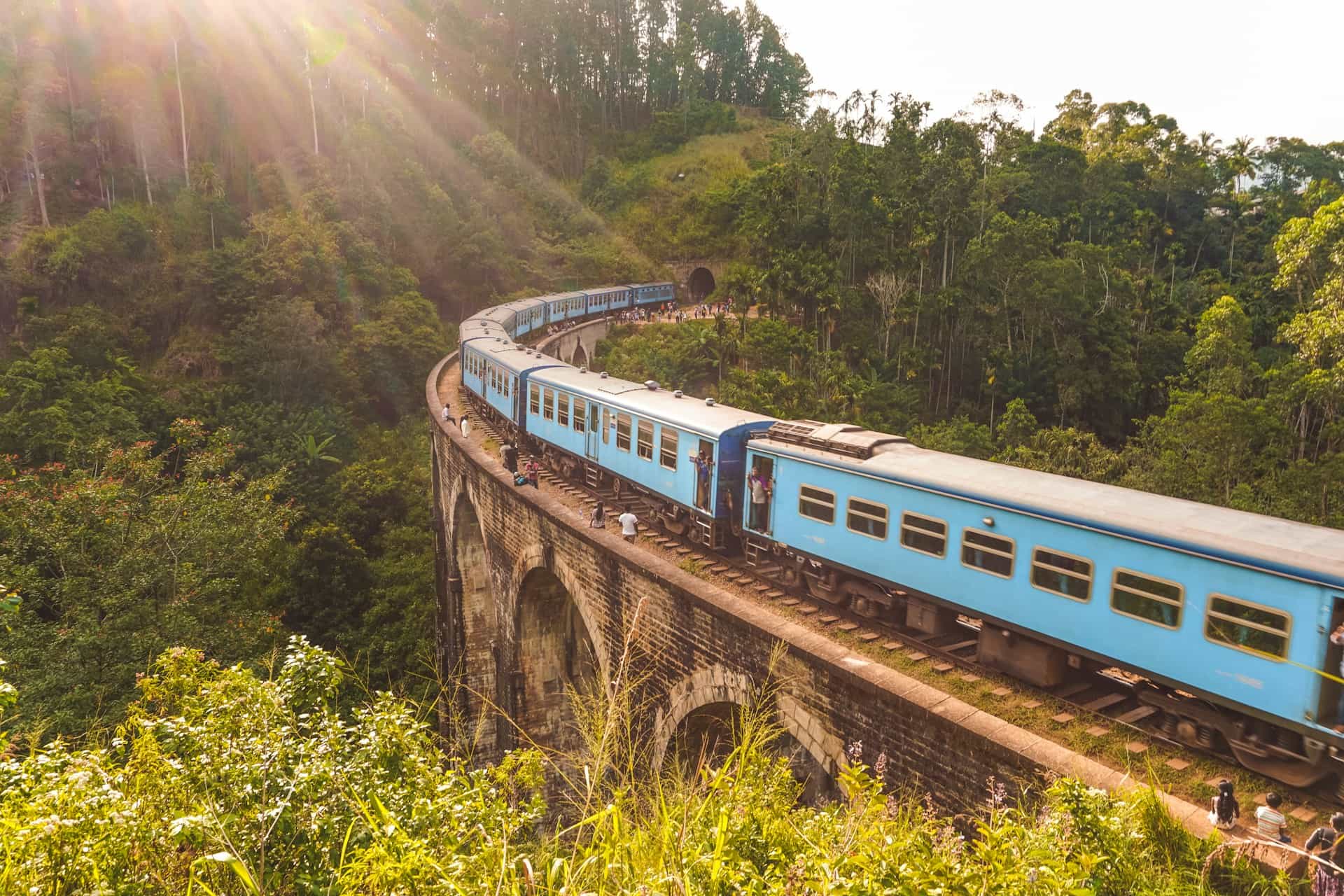 Pack up. Book the flight. Let Sri Lanka surprise you.